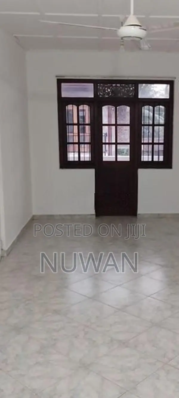 ( BAR4211) UPPER FLOOR HOUSE IN MALABE