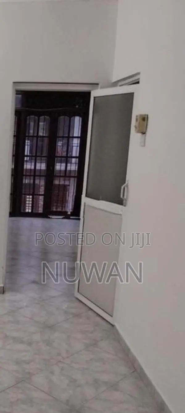 ( BAR4211) UPPER FLOOR HOUSE IN MALABE