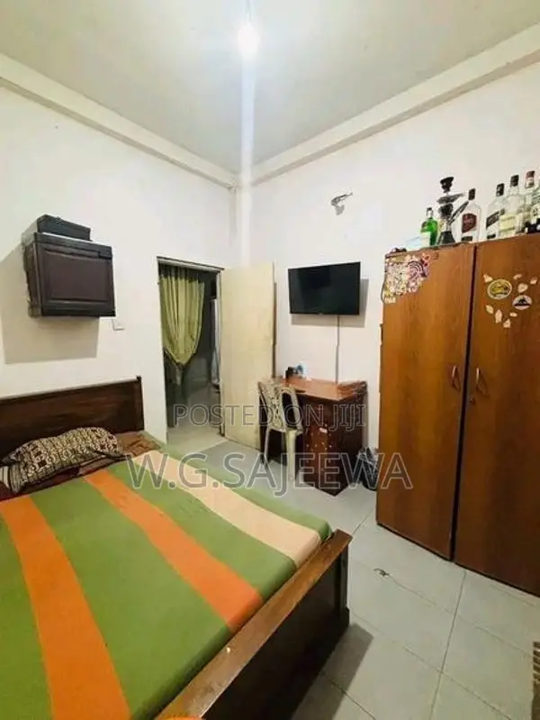 House for sale in Ganemulla - Ja Ela road