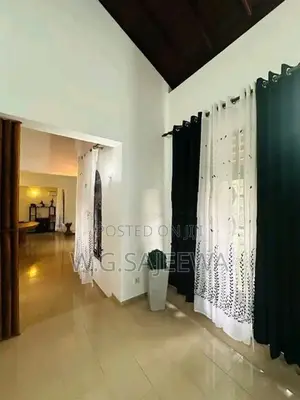 Luxury single Storey house rent in Negombo