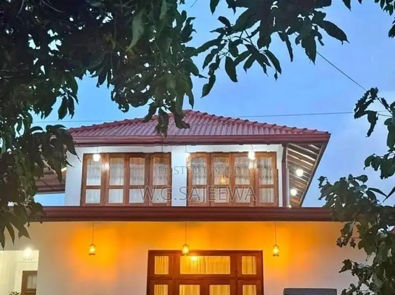 Furnished Solar powered 2 Storey house rent in Ja Ela