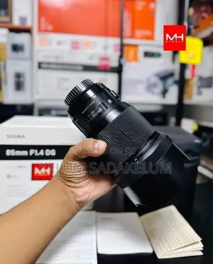 Sigma EF 85mm 1.4F Art Lens