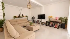 Luxury apartment type house for sale pitipana, Negombo