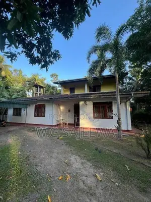 54.5perch land with house for sale minuwangoda