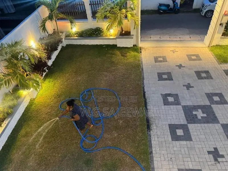 Brand new luxury fully Furnished house for sale daluwakotuwa, Negombo
