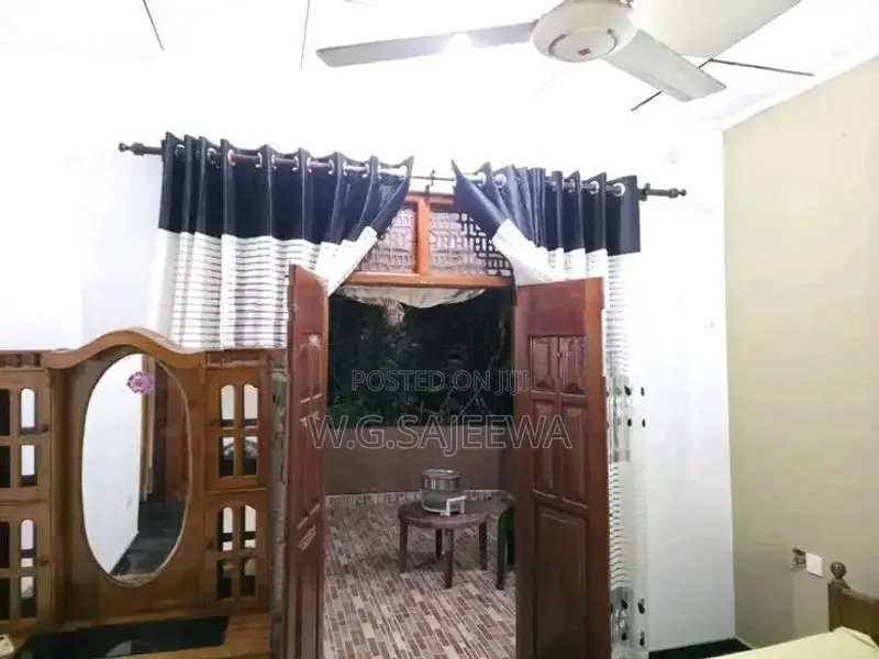 Fully Furnished Upper floor house rent in Negombo