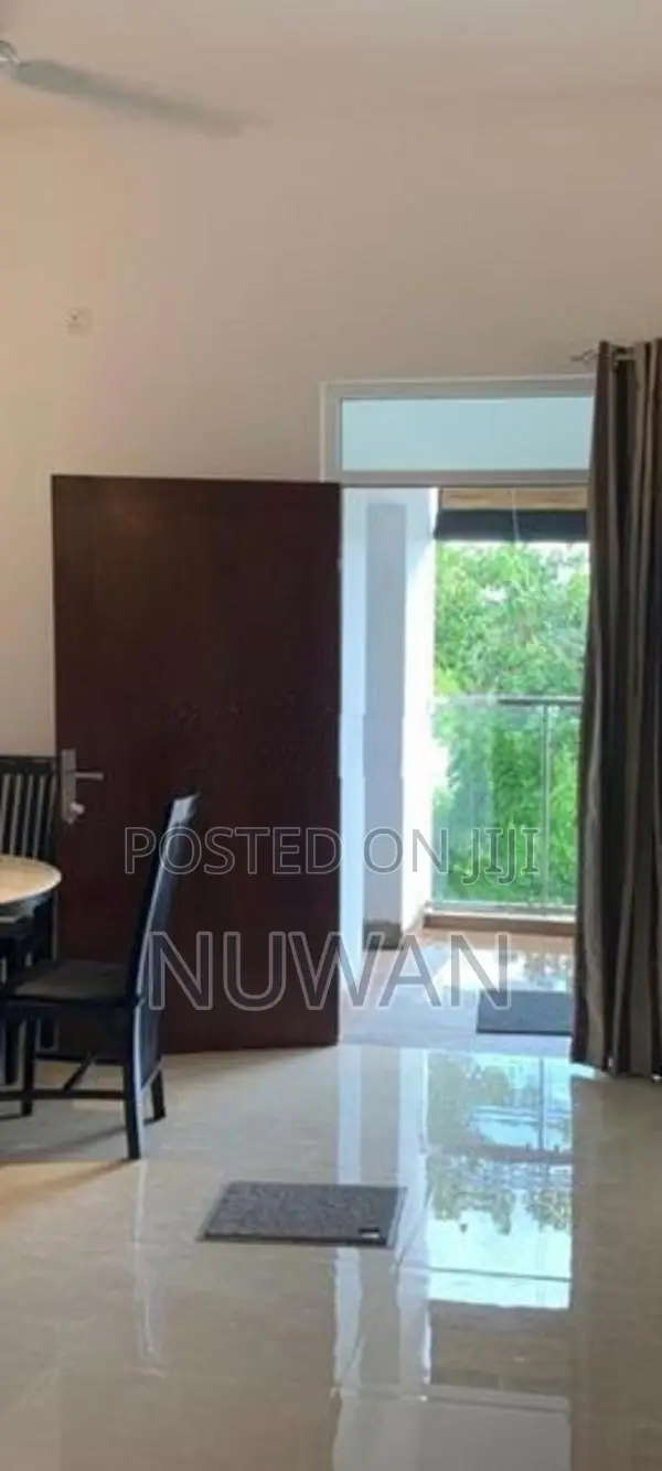 (56R389) 1st floor house in Colombo 05