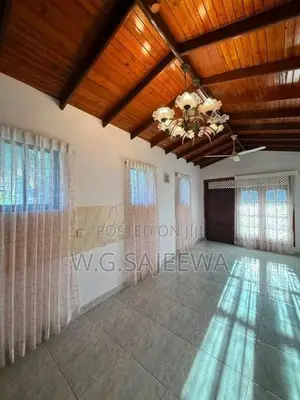 Upper floor house rent in Kandana Town