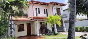 “Modern House” for Sale–Ja Ela 399m to Main Road