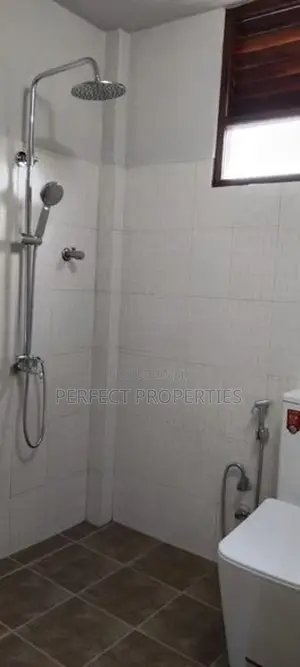 “Modern House” for Sale–Ja Ela 399m to Main Road
