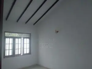 2nd floor 3BR 3 attached house for rent in dehiwala off hill street