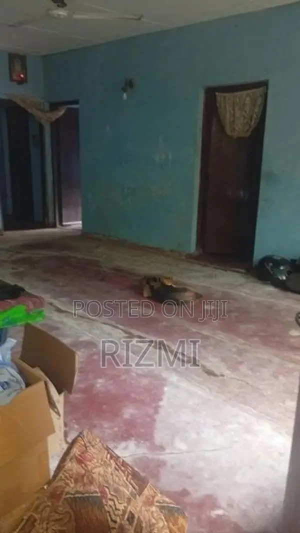 9.25 perches land with old house sale in nawala