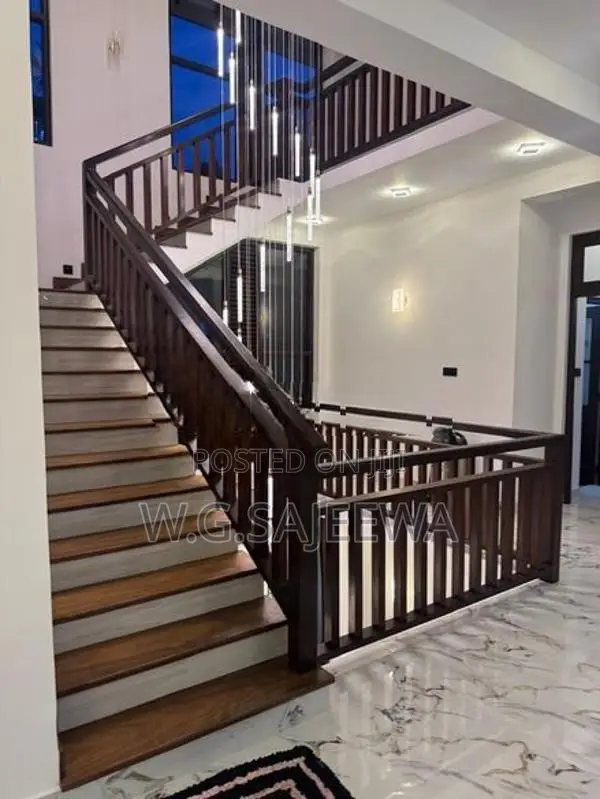 5Bedroom brand new furnished Luxury House For Sale daluwakotuwa, Negom