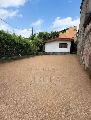 Land For Sale In Enderamulla Wattala