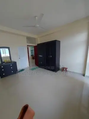 4 Bedroom Semi Furnished Apartment in Colombo 04