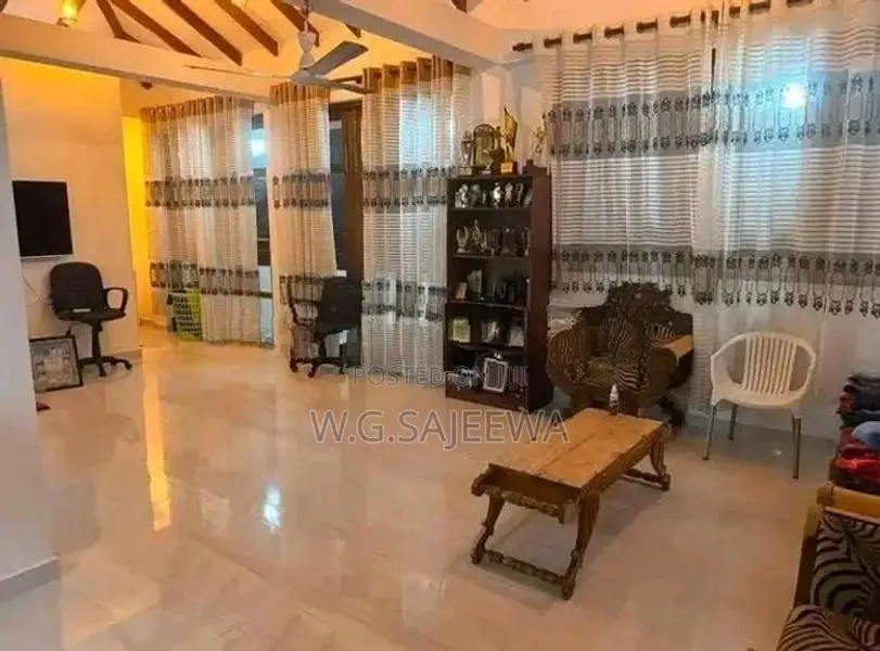 Solar powered Fully Furnished 2 Storey house rent in Ja Ela