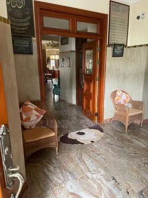 05 Bedroom - Unfurnished House for Sale In Dehiwala