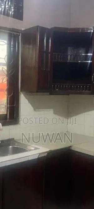 ( DER7030) Upper floor house in Dehiwala