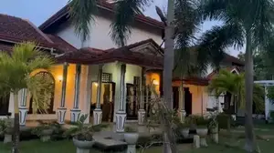 Single Storey luxury house rent in Negombo - main road
