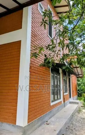 2 Storey house rent in Gampaha - Yakkala road (Suitable for Office)