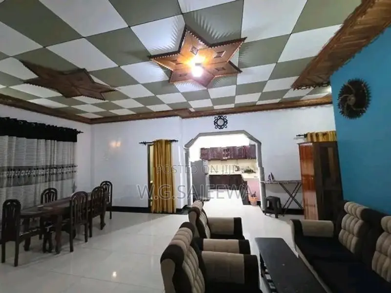 Furnished Upper floor house rent in Negombo