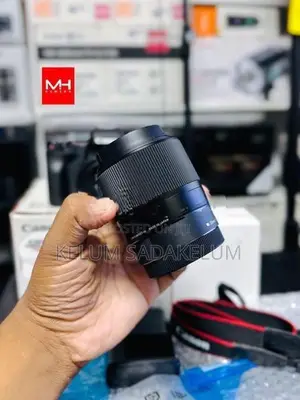 Sigma 30mm 1.4f DC DN Lens Canon EF - M