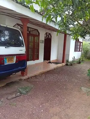 15.5perch with 4bedroom house for sale Walpola, ragama