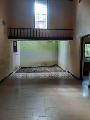 Commercial Property for Rent in Kottawa
