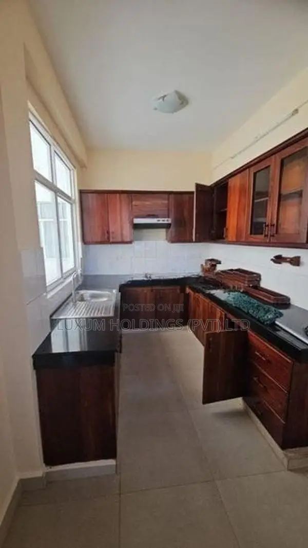 Apartment for Sale in Vishnu Residencies Colombo 04 [ 2335 C ]