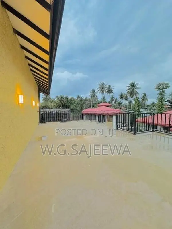 Brand new Fully Furnished Luxury House For Sale Demanhandiya,Negombo