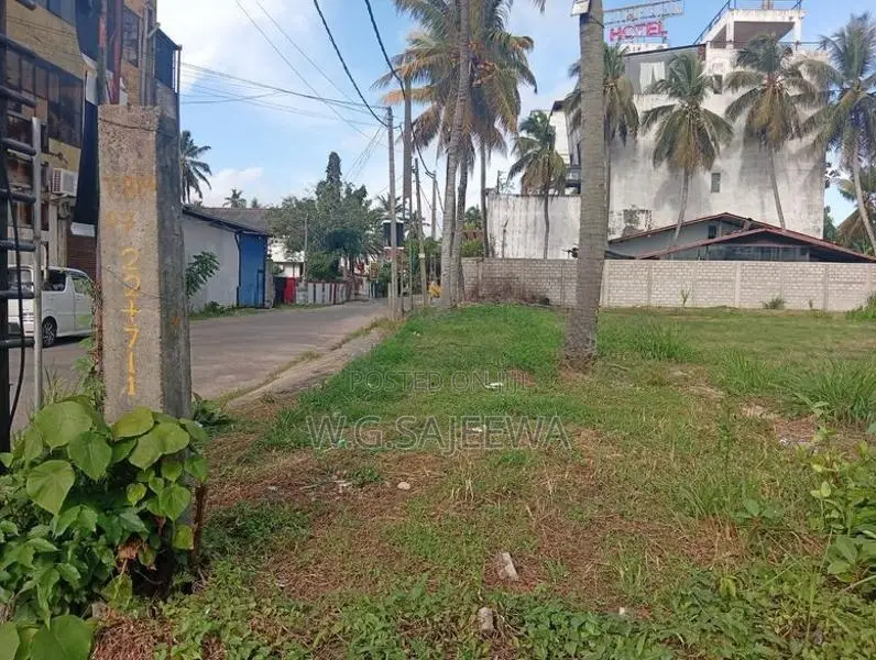 20perch 200m main road land for sale liyanagemulla, seeduwa