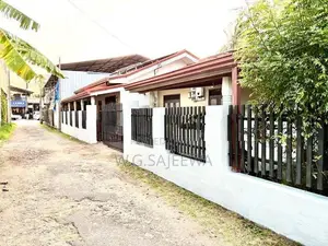 50m main road 8.2perch with house for sale kurana, Negombo