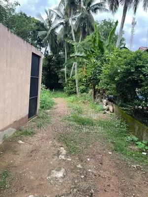 Land for Sale - Lake Road, Battaramulla