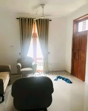 2 storey complete house rent in Ja Ela - Electricity free
