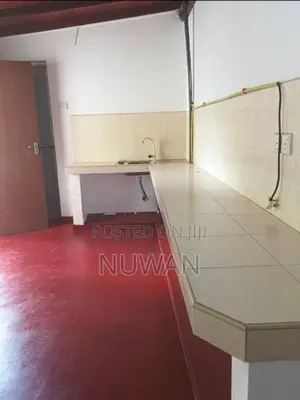 (78R744) Upper floor house in Colombo 09