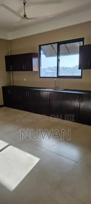 (DES7031) 3 Storied house in Dehiwala