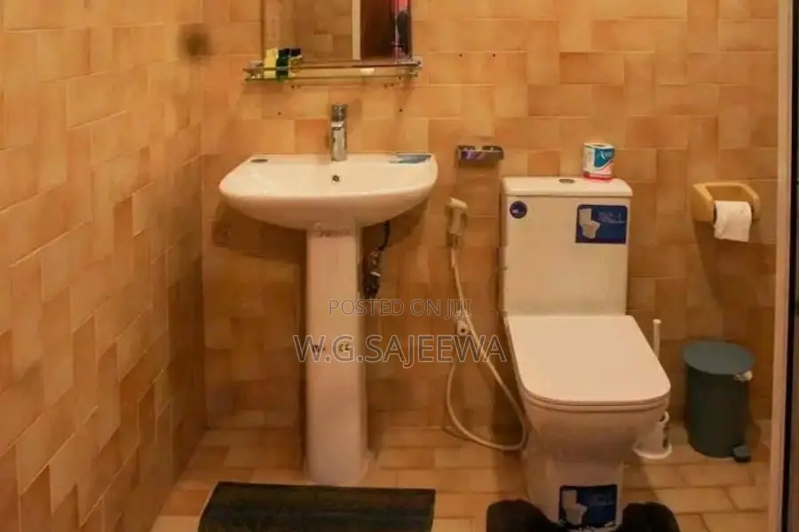 Fully Furnished single house rent in Negombo (Near the main road)