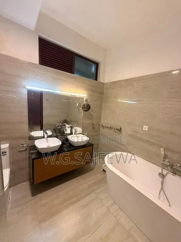 Fully Furnished Luxury house rent Seeduwa -Residential or office Staff