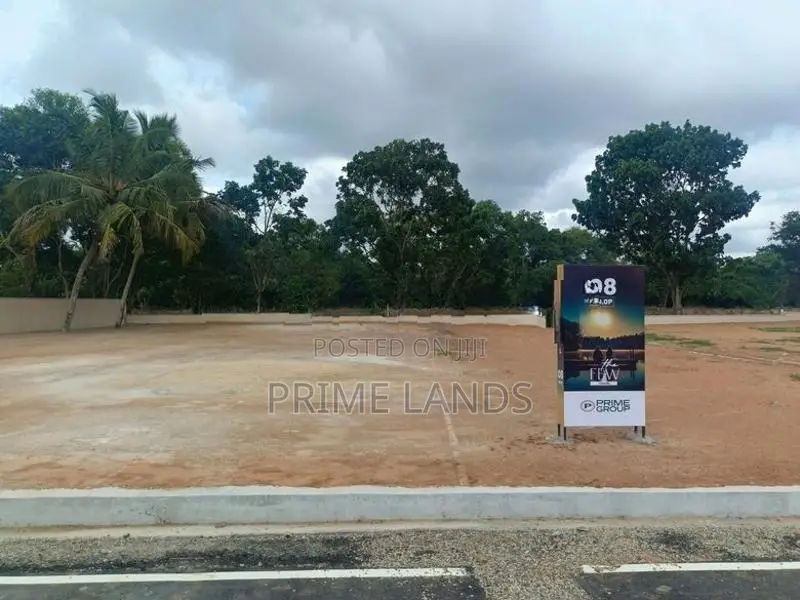 Luxury Land Plots Sale in Nawala