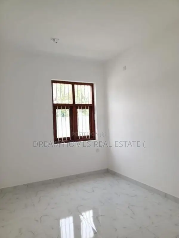 Modern Two-Story House for Sale – Thimbirigaskatuwa
