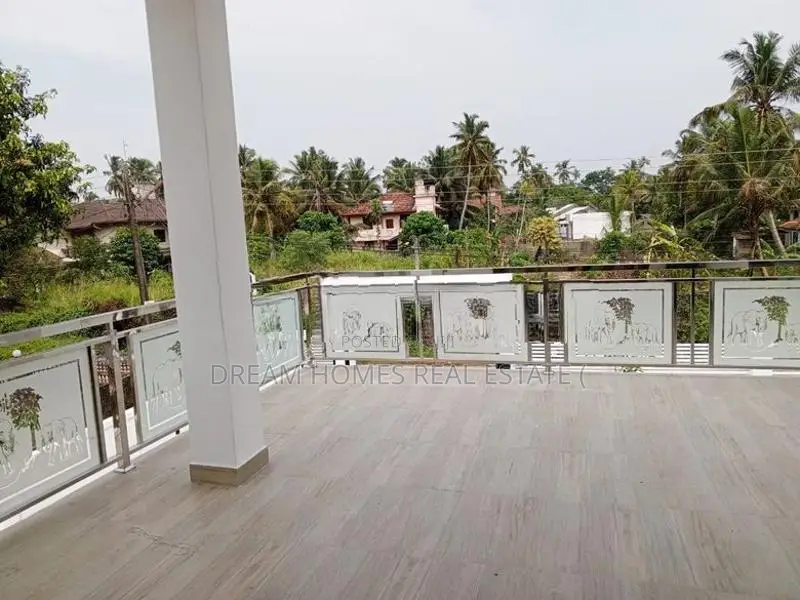 Modern Two-Story House for Sale – Thimbirigaskatuwa