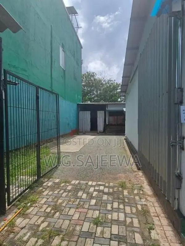 Warehouse with Anex for rent in Ja Ela