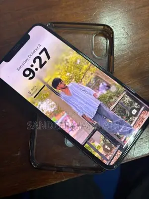 Apple iPhone XS (Used)