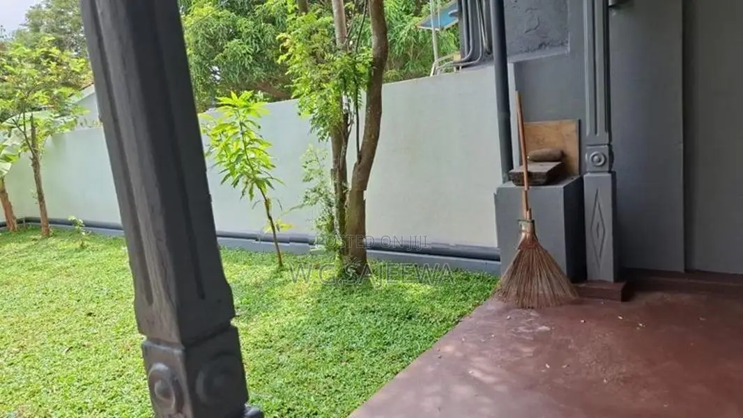 4Bedroom 2storey house for sale kandawala, Negombo