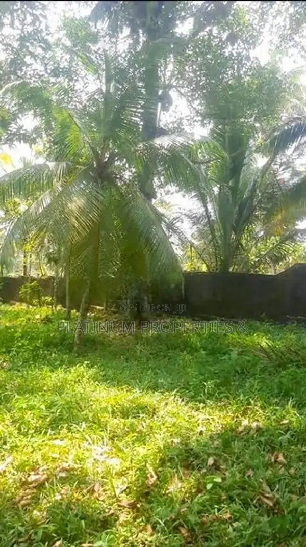 200 Perch Land for Sale at Athurugiriya in A Rapid Developing Area