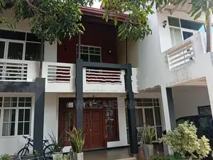 4Bedroom room 2storey house for sale seeduwa village