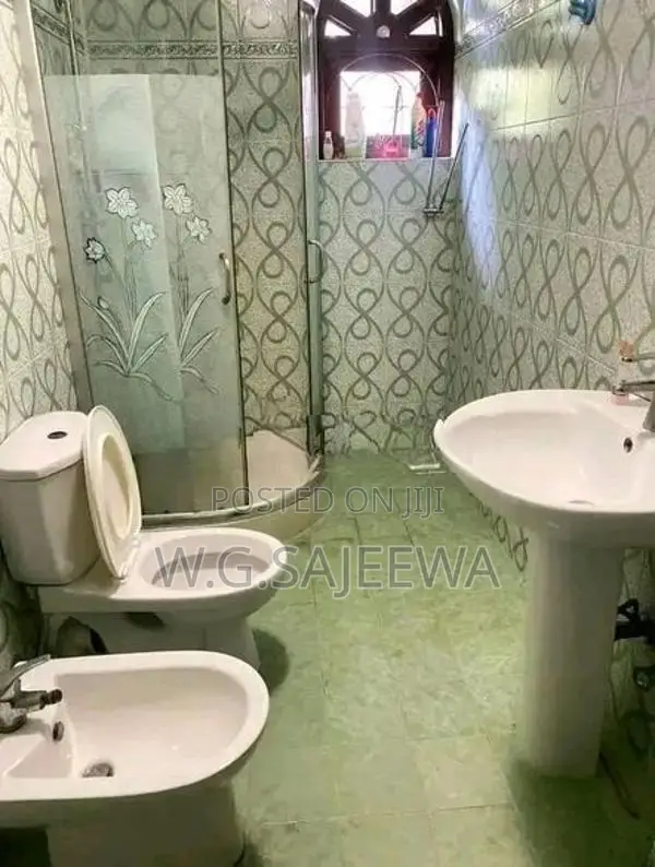 Fully Furnished 2 storey house for rent in Negombo Akkatapanaha