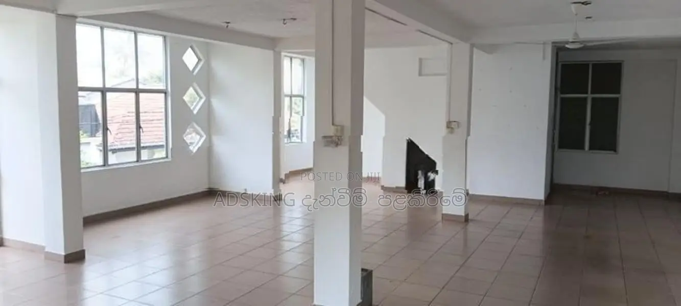 Commercial Building for Rent in Nugegoda – Jambugasmulla Mawatha