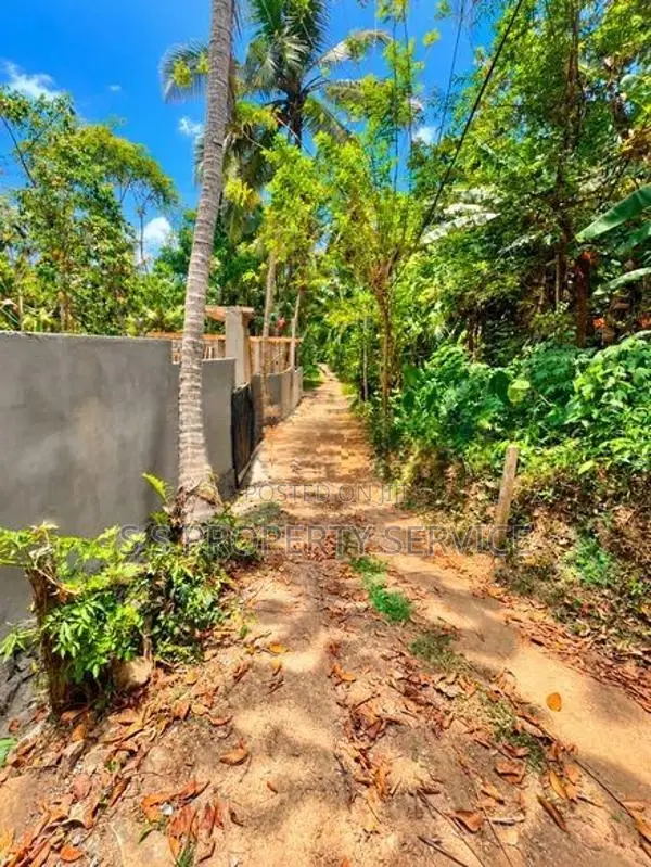 83 Perches House with Land for Sale in Habaraduwa (SSPH-460)