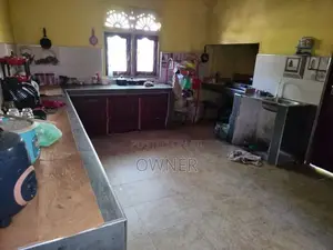 Single Story 03 Bedrooms House for Sale in Minuwangoda
